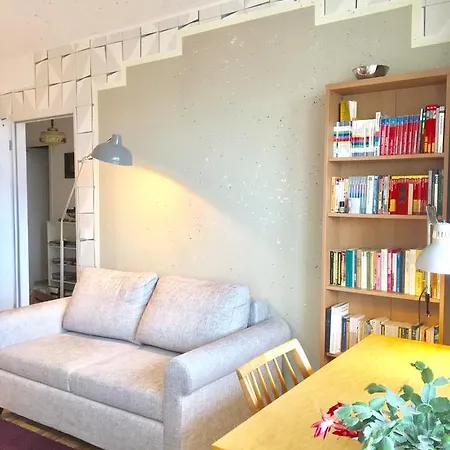 Apartment Cozy Flat Near City Centre