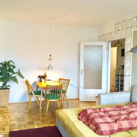 Cozy Flat Near City Centre 아파트 라이프치히