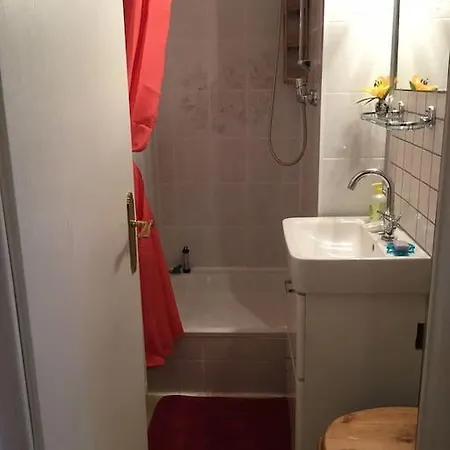 Cozy Flat Near City Centre *
